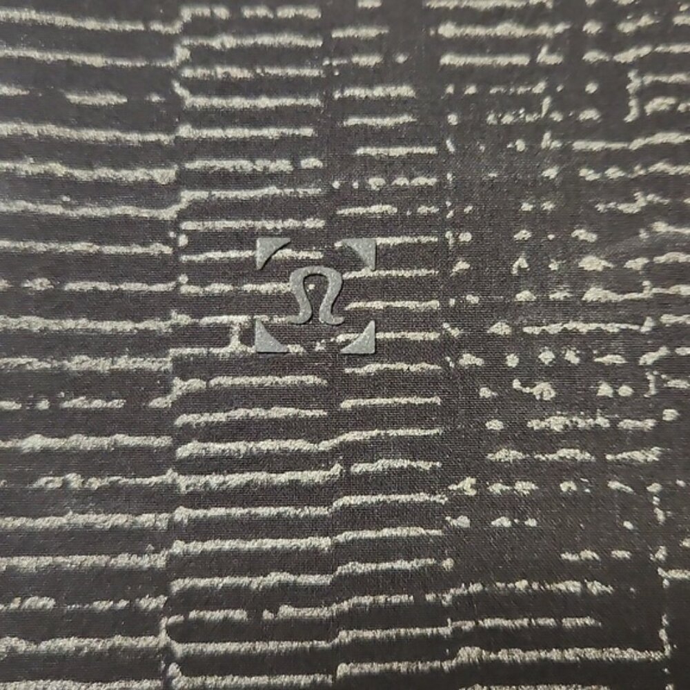 Lululemon Rust Red Performance T-Shirt - Picture 3 of 7